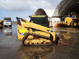 2012 CATERPILLAR 259B3 COMPACT TRACK LOADER - picture0' - Click to enlarge