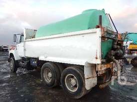 FORD L8000 Tipper Truck (T/A) - picture1' - Click to enlarge