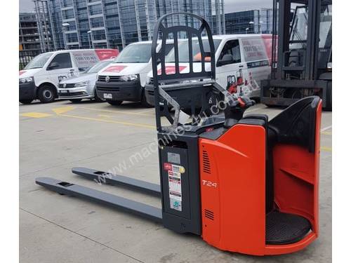 Used Forklift:  T24SP Genuine Preowned Linde 2.4t