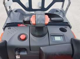 Used Forklift:  T24SP Genuine Preowned Linde 2.4t - picture1' - Click to enlarge