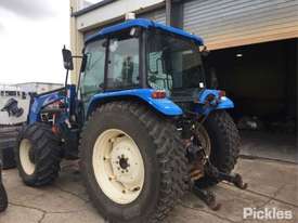 2006 New Holland TL90 - picture2' - Click to enlarge