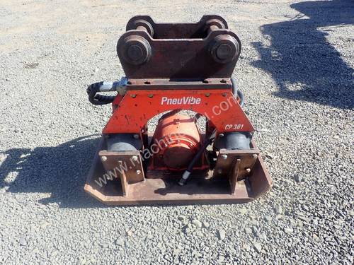 Pneuvibe CP301 Excavator Compaction Plate