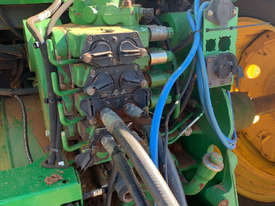 John Deere 8320 FWA/4WD Tractor - picture1' - Click to enlarge