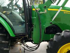 2010 JOHN DEERE 5083E Cab Loader Tractor - picture2' - Click to enlarge