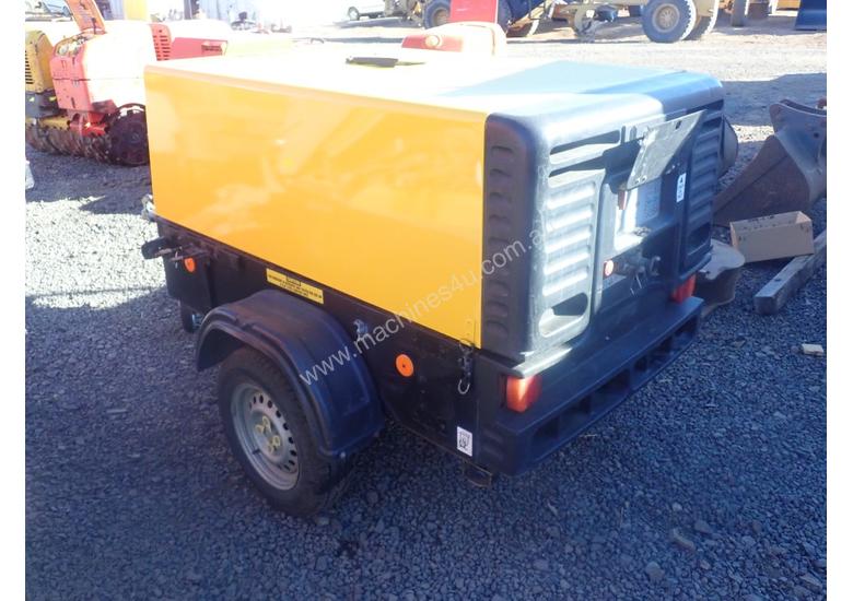 Used 2008 compair Compair DLT0407 Trailer Mounted Air Compressor