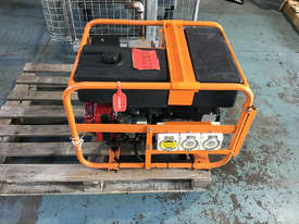 Gentech EP7000HSRE 7KVA Generator Powered By Honda GX390 13HP Petrol Driven Motor Serial 513874 - picture1' - Click to enlarge
