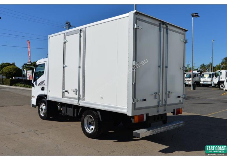 caption 2019 Hyundai MIGHTY EX4 Freezer Refrigerated Truck Chiller