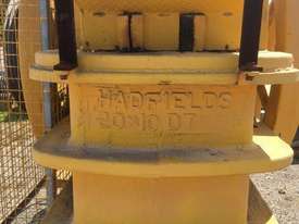 Hadfield 20 x 10 DTRB Jaw Crusher on stand - picture2' - Click to enlarge