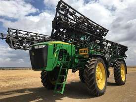 John Deere 4940 in QLD - picture0' - Click to enlarge