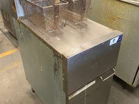 Dean Commercial Deep Fryer - picture1' - Click to enlarge