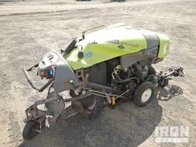 Tennant Green Machine Sweeper - picture2' - Click to enlarge