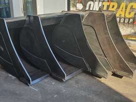 NEW ONTRAC 4-PIECE SET IN STOCK 30t - 35t Excavator Bucket Set, Australian Made - picture2' - Click to enlarge