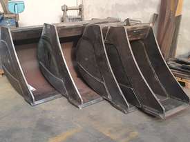 NEW ONTRAC 4-PIECE SET IN STOCK 30t - 35t Excavator Bucket Set, Australian Made - picture0' - Click to enlarge