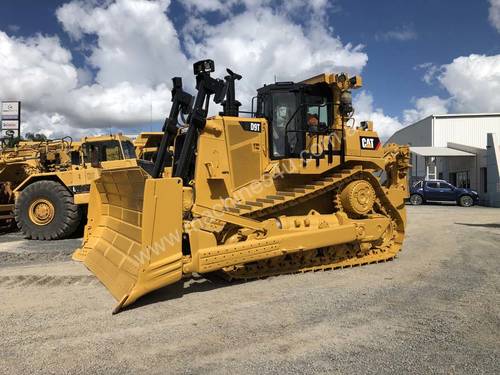 Caterpillar D9T Dozer 