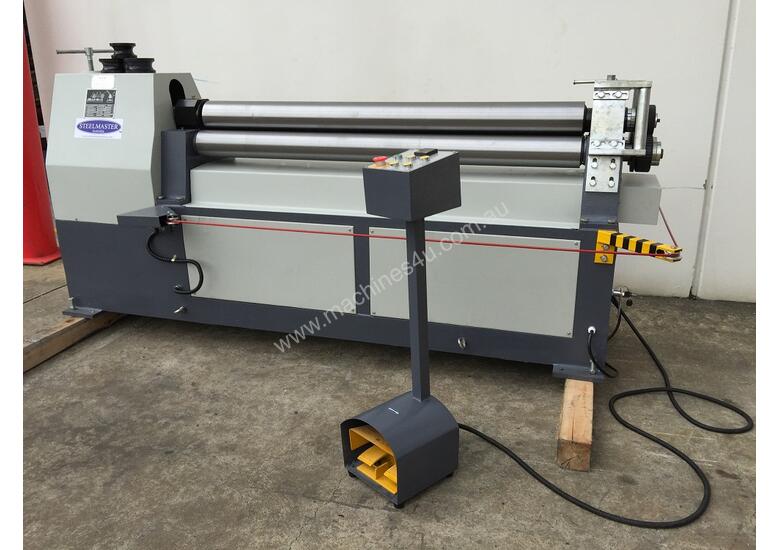 caption Late Model Just In 1300mm x 4mm Powered Rollers With End Stub Rollers