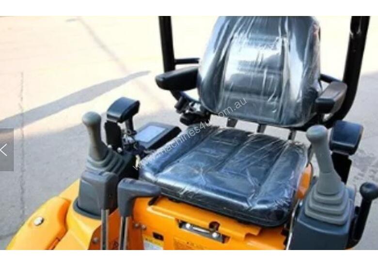 Mini Excavator – 1.8 Ton 15hp Yanmar Diesel Engine TM1.8    