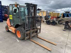Ausa C150H All Terrain Forklift - picture1' - Click to enlarge