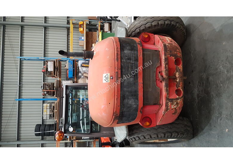 caption Manitou MLT523 Telehandler