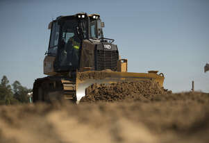 Caterpillar   D1 DOZER