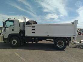 Isuzu FH Fvrjz B11 - picture2' - Click to enlarge