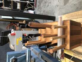 Vicmarc Woodworking Lathe - picture0' - Click to enlarge