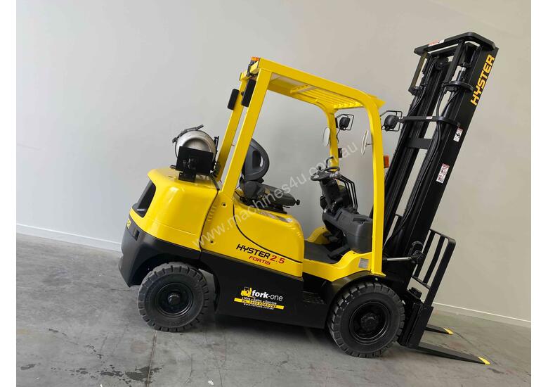 Used hyster Hyster forklift 2 5 tonne forkpositioner Counterbalance ...