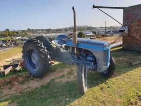 MASSEY FERGUSON TEA20 TRACTOR - picture0' - Click to enlarge