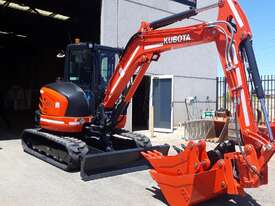 5.5t Excavator with Tilting Hitch for Hire - picture0' - Click to enlarge