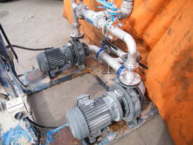 twin pump set   with  electricals - picture1' - Click to enlarge