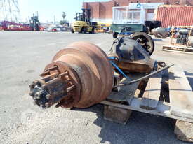 TRUCK AXLE - picture1' - Click to enlarge