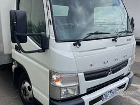 Mitsubishi Canter 515 Pantech Truck - picture2' - Click to enlarge