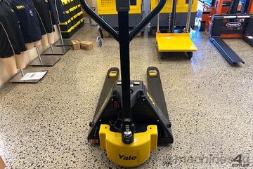 Yale   Electric Pallet Trolley
