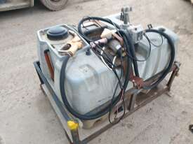 400 Litre Poly Diesel Fuel Tank with 12volt pump - picture0' - Click to enlarge