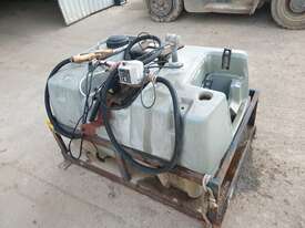 400 Litre Poly Diesel Fuel Tank with 12volt pump - picture1' - Click to enlarge