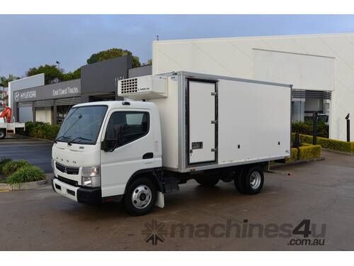 2017 MITSUBISHI FUSO CANTER 615 - Refrigerated Truck - Pantech trucks