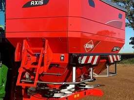 2018 Kuhn AXIS 50.2 Linkage Sprayers - picture0' - Click to enlarge