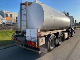 Truck Fuel Tanker Scania 19000L 8x4 470HP SN1175 1DJK112 - picture0' - Click to enlarge