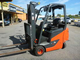 LINDE 2 TON ELECTRIC FORKLIFT/ CONTAINER MAST/ SIDE SHIFT - picture0' - Click to enlarge