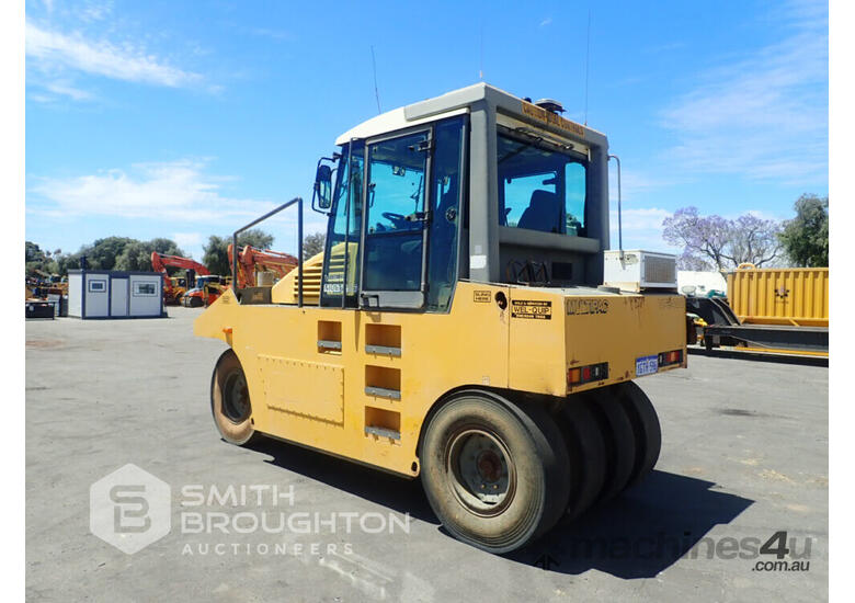 Used 2002 Multipac Vp2400 Multi Tyred Roller Multi Wheel Roller In