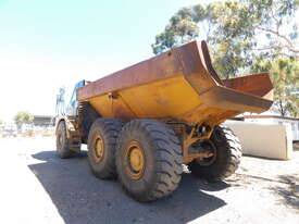 CATERPILLAR ARTICULATED DUMP TRUCK - picture2' - Click to enlarge