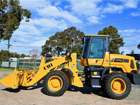 2023 UHI LG825 4WD 2500KG Loading Capacity 114HP - picture2' - Click to enlarge