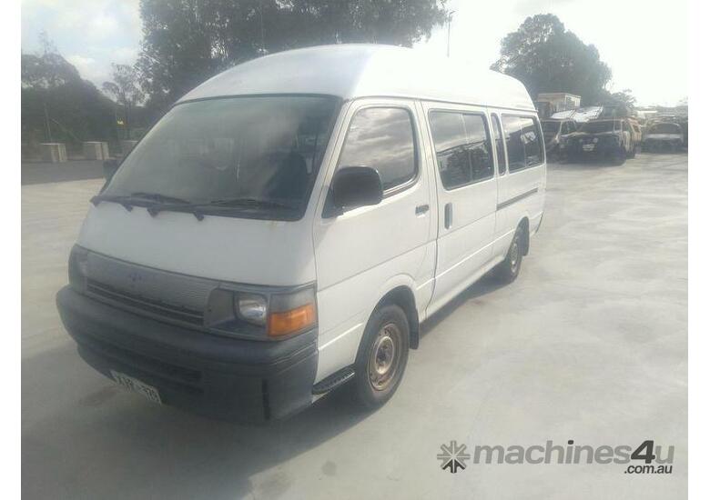 caption Toyota Hiace LH