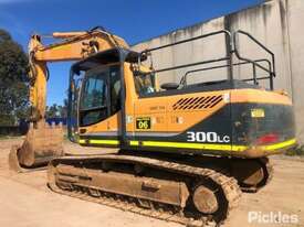 2010 Hyundai Robex 300LC - picture0' - Click to enlarge