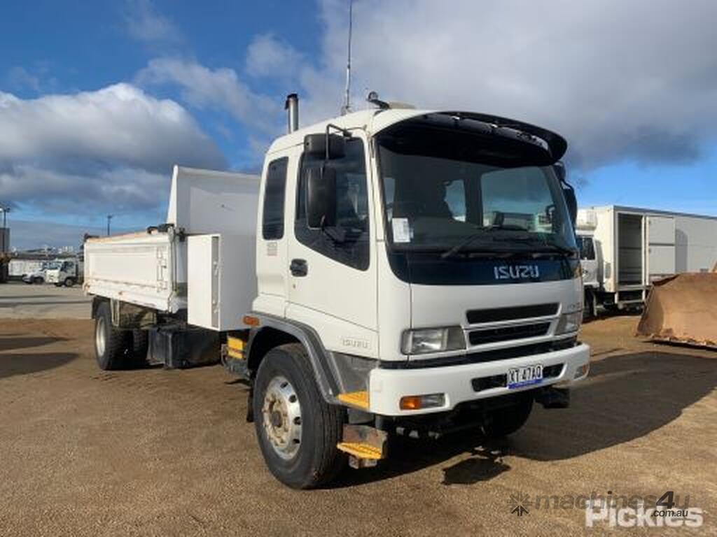 Buy Used Isuzu 2007 Isuzu FVD950 LWB Pantech Truck in , Listed on