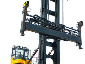 Sany SDCE90K7 Empty Container Handler - picture1' - Click to enlarge