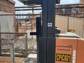 2016 Raymond 5500-OPC30TT-Order Picker with Man-Cage - picture2' - Click to enlarge