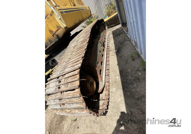 Tigercat H250B Excavator With 3 Finger Grab