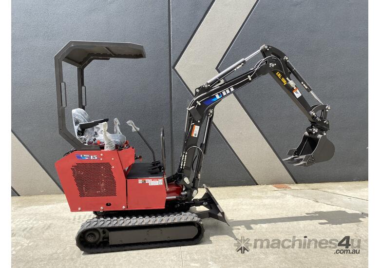 UHI 14hp Kubota Engine UME15P Mini  excavator with Joystick Control & Swing Boom