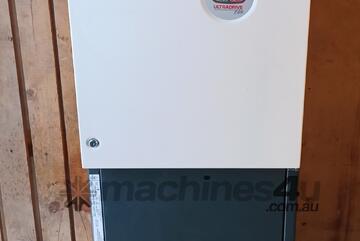 LLOYDS DEALS - 2004 VSD Starter 205 A Ultra Drive Elite AC Motor Controller Model: UE205C54