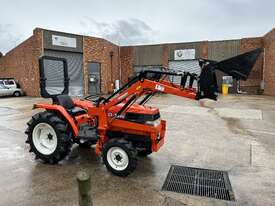 KUBOTA GL25DT TRACTOR - picture0' - Click to enlarge